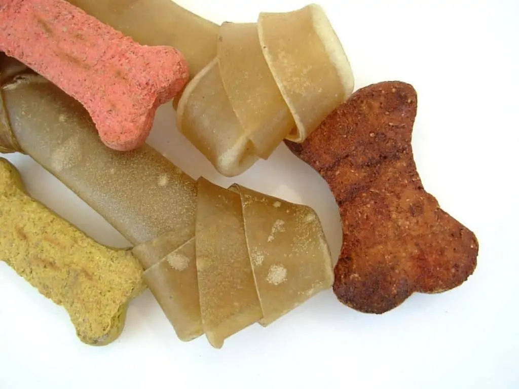 4 dog treats